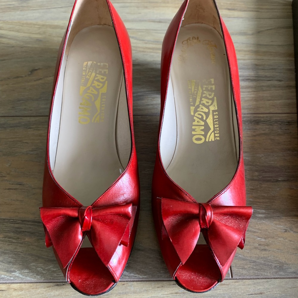 Vintage Salvatore Ferragamo heels